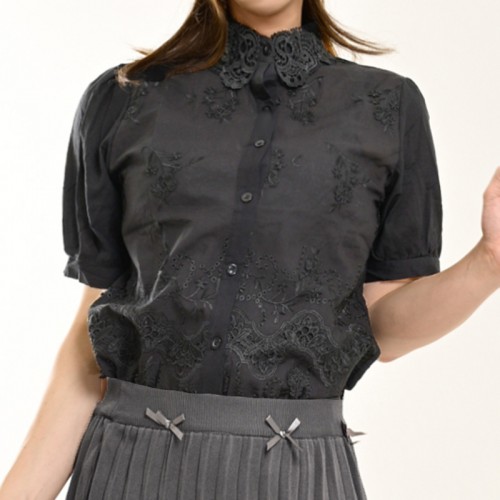 清楚系 スカラップ襟 レース刺繍ブラウス 半袖 ブラック
