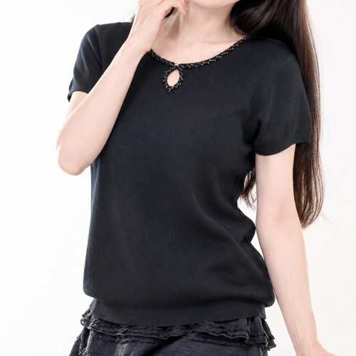 超伸縮♪ 大人可愛い系　胸元アクセ サマーニット 半袖 ブラック